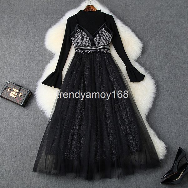 

women's two piece pants trumpet sleeve slim fit t-shirt + tweed splicing mesh suspender skirt set t10324 in autumn and winter of, White