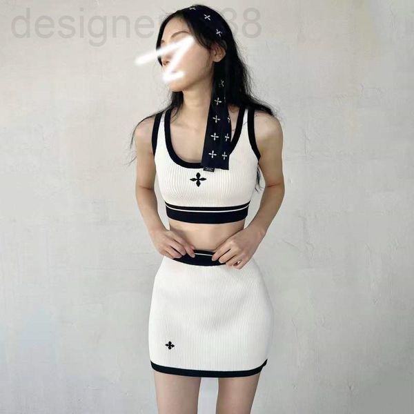 

two piece dress designer  smfk cross flower holiday knit vest set tzdf, White
