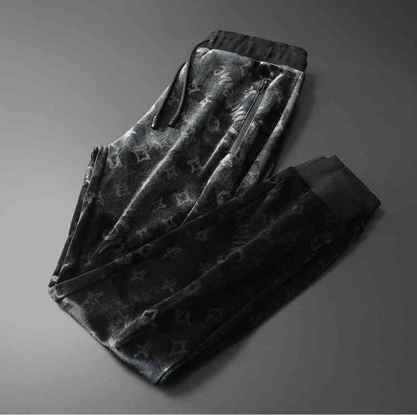 

men's clothing brand 2022 autumn and winter golden veet thickened plush casual pants korean slim fit fashion, White;black