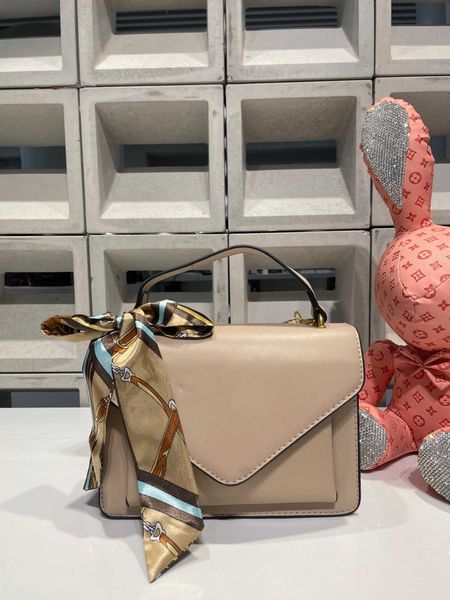 

2022 new women handbag designer with shoulder straps single shoulder diagonal bag simple fashion messenger bags wholesale send silk scarf