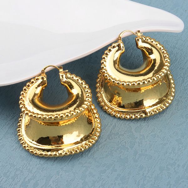 

hoop huggie women large hoop earrings lightweight golden brass earrings fashion costume jewelry for ladies earrings big 230206, Golden;silver