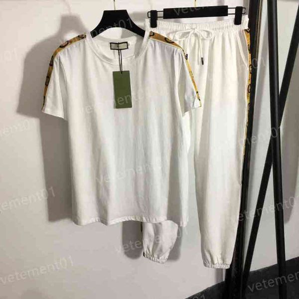 

womens two piece pants summer chest graphic logo print t-shirt and trendy track pants 2 piece sets designer tracksuits for women clothing 09, White