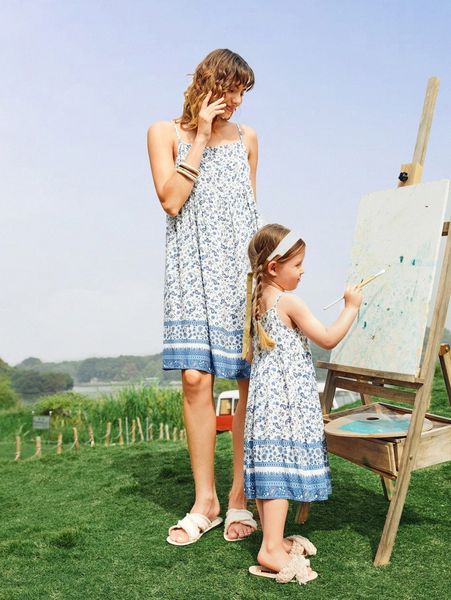 

1pc ditsy floral print cami dress p9ag#, Black;gray