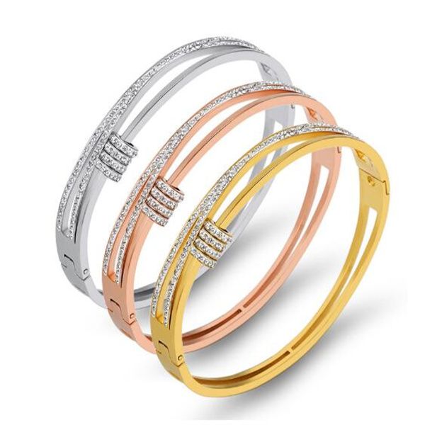 

bangle classic design elegant hollow cross crystal bracelet and stainless steel jewelry bracelet for women gc1049, Black