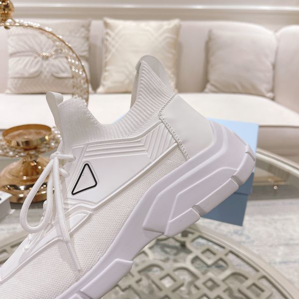 

2022 fashion men woman designer shoe women leather lace up platform oversized sole sneakers white black mens womens luxury velvet suede man