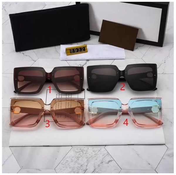 Tasarımcı Kalite Ünlü Güneş Gözlüğü Boy Düz Üst Bayanlar Güneş Gözlükleri Zincir Kadın Kare Çerçeveleri Moda Tasarımcısı ile Ambalaj Kutuları