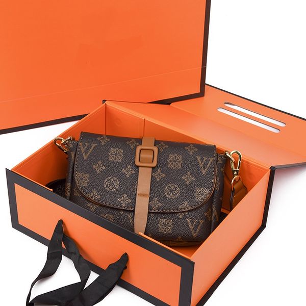 

wide braid womens bag 2022 trend shoulder bag pvc leather designer bags purses and handbags luxury designer crossbody bags