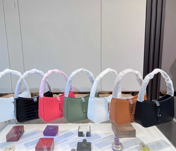 

2022 armpit bags classic leather designer handbags for ladies shoulder bags baguette 7 color high-capacity fashion wholesale