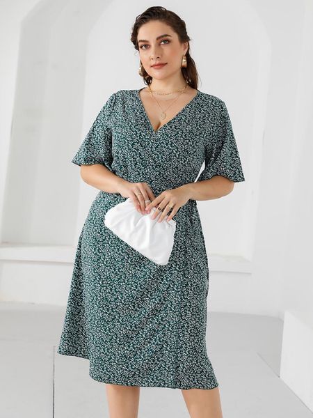 Платья плюс размеры повседневное летнее пляжное платье 2022 Ladies v Nece с коротким рукавом женская одежда XL-5XL Женщина