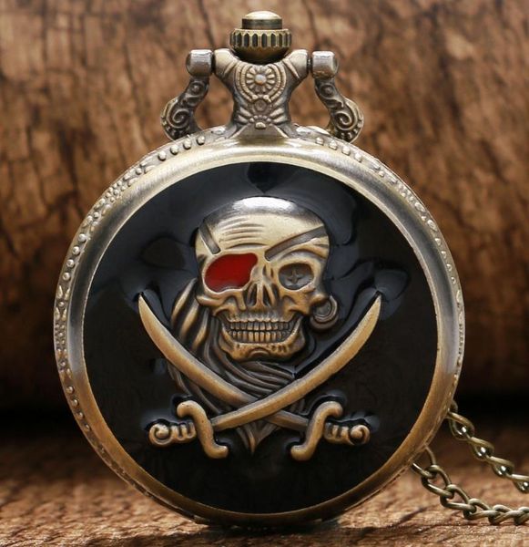 Relógios de bolso Chegada Retro Bronze Skull Pirate Quartz Watch With Chain Chain Gift to Men WomenPocket