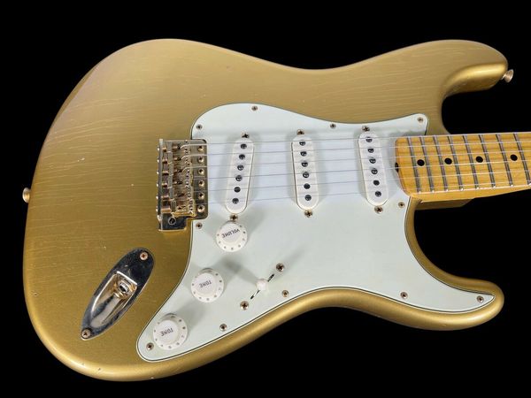 

st 1962 custom shop62 strat journeyman ~ aged aztec gold electric guitar