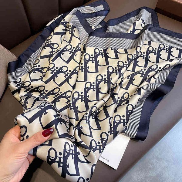 

7yqj 2022 spring and autumn new warm scarf fashion foreign style 90 large square silk shawl over decorative high version category, Blue;gray