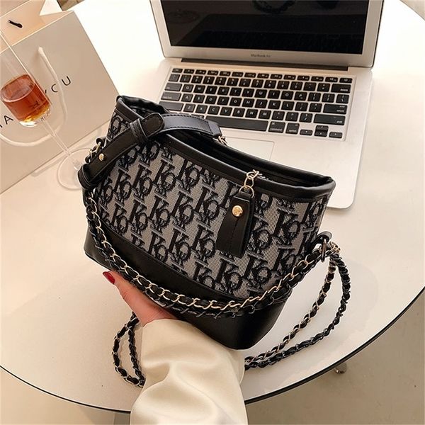 

spring new wandering fashion single messenger women's high texture chain wholesale design purses online