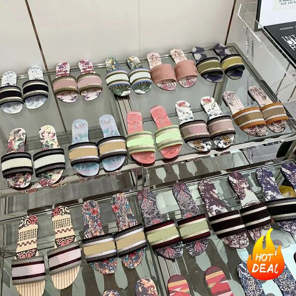 

women sandals slippers classics paris fahsion summer girls beach slides black white red animal prints flip flops floral brocade size eu35-42