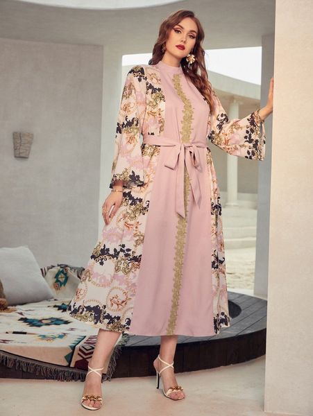 

plus mock neck applique detail self belted baroque print dress u0r7#, Black