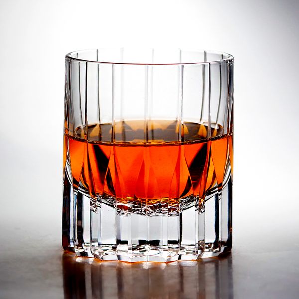 

luxury crystal clear whisky glass heavy base drinking glass