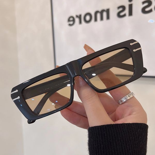 

new small rectangle frame sunglass vintage trendy fashion male female eyewear brand digner uv400 shad for men women, White;black