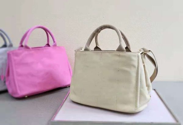 

2021 designer shoulder nylon handbag leisure big flower bag lady purse cross bagss leather bags shopping handbags 760 ataar