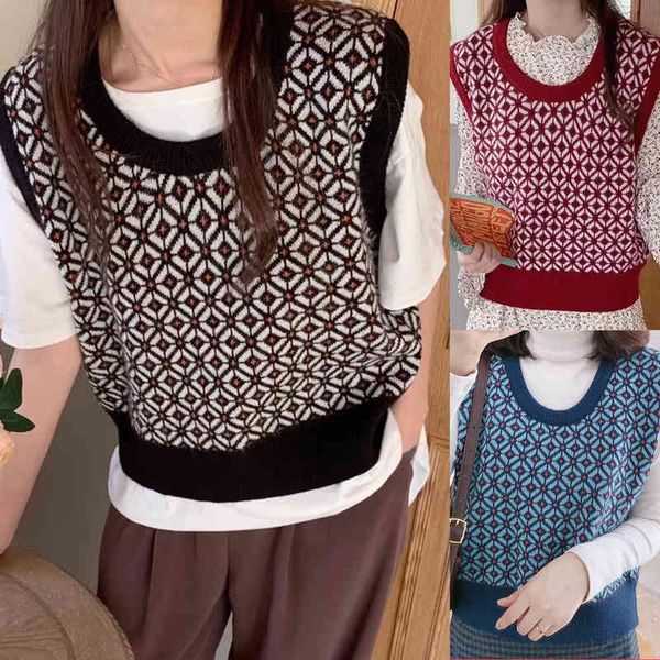 

sleeveless knitted sweater women summer new fashion casual slim women's simple and comfortable all-match vest, White