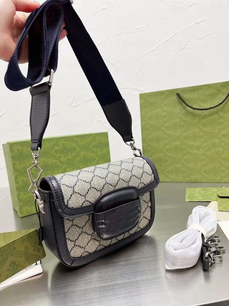 

designer designed diagonal bag wallet. 20cm.