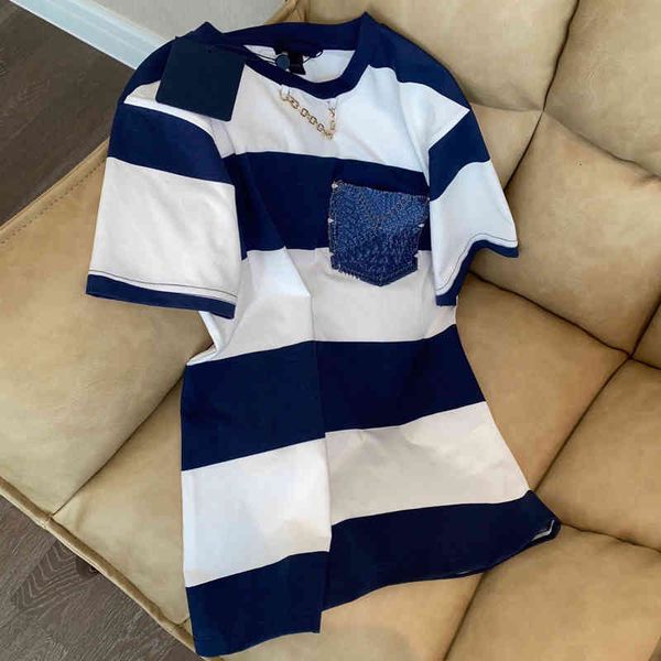 

women's t-shirt spring donkey family men's and women's same denim old flower pocket stripe casual short sleeve, White