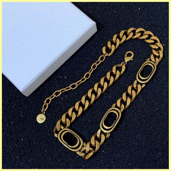 

2021 mens necklace love necklace women men pendants retro bronze charm chain letter necklaces fashion brand jewelry whole 2108255v, Golden;silver