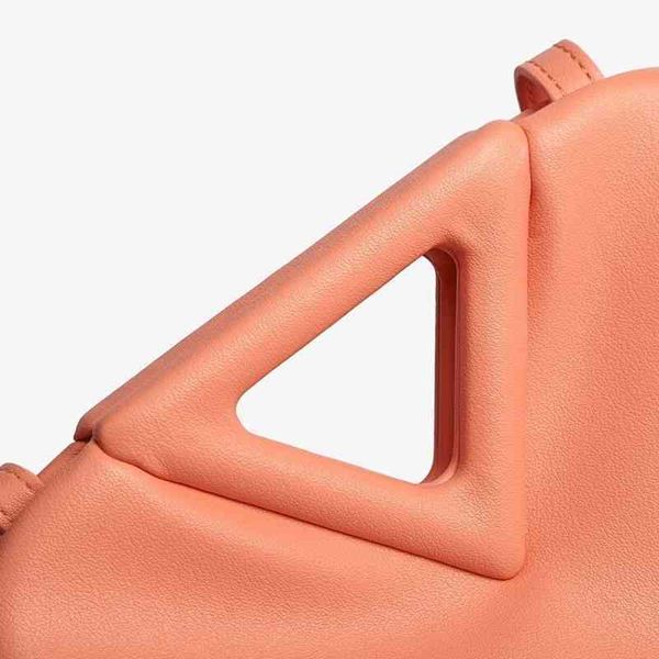 

jun's handbags venetas family bottegas weaving 2022 inverted triangle dumpling women's net red shoulder fashion small square versa