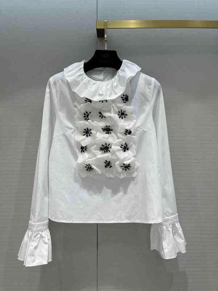 

women's tracksuits not the same. d return for spring and summer . fragrant lotus leaf collar. white heavy industry nail bead flower shi, Gray