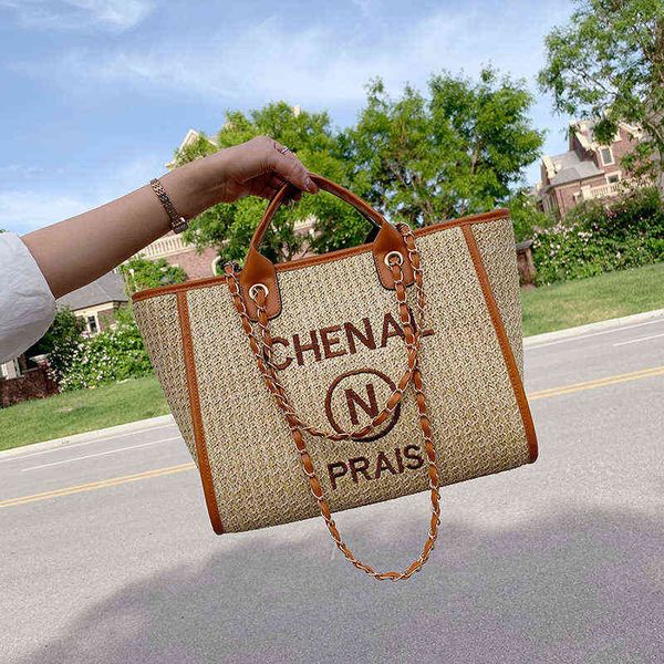 

2022 chain shoulder bag portable woven beach bag large capacity tote bags letter straw bags