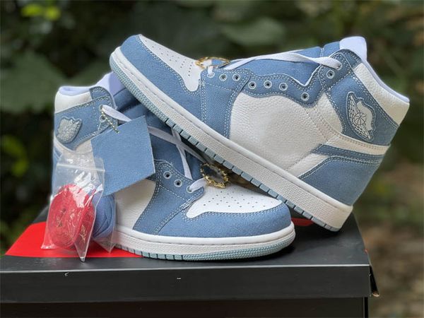 

authentic 1 high og wmns denim basketball shoes white worn blue metallic gold 1s sneakers retro men women athletic sports shoes with box