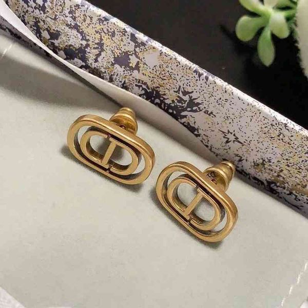 

2022 factory wholesale new di home pig nose simple earrings female hollow geometric small earrings ee34, Golden