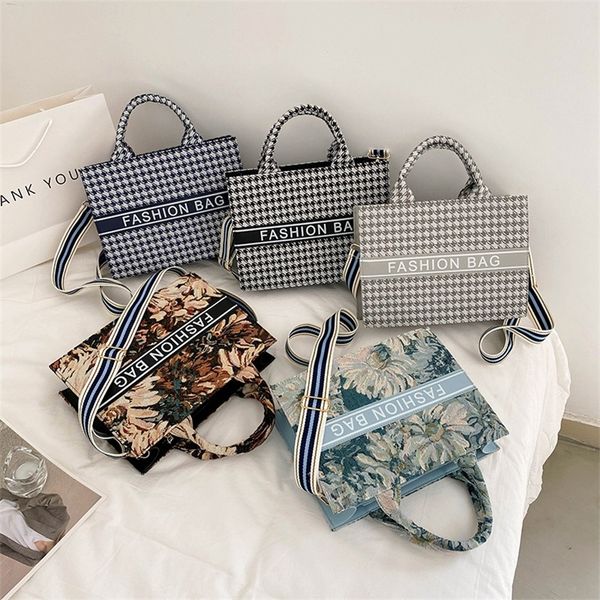 

oil painting women's fashion in autumn large capacity single versatile messenger portable tote 50% off shop clearance
