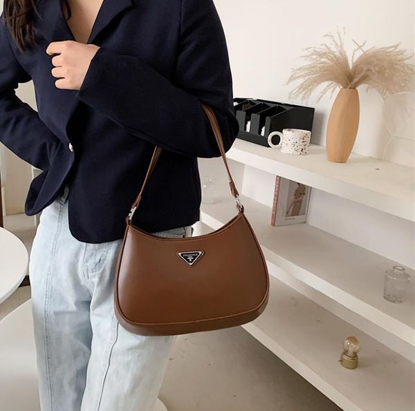 

simple underarm bag all-match women's shoulder retro messenger bag