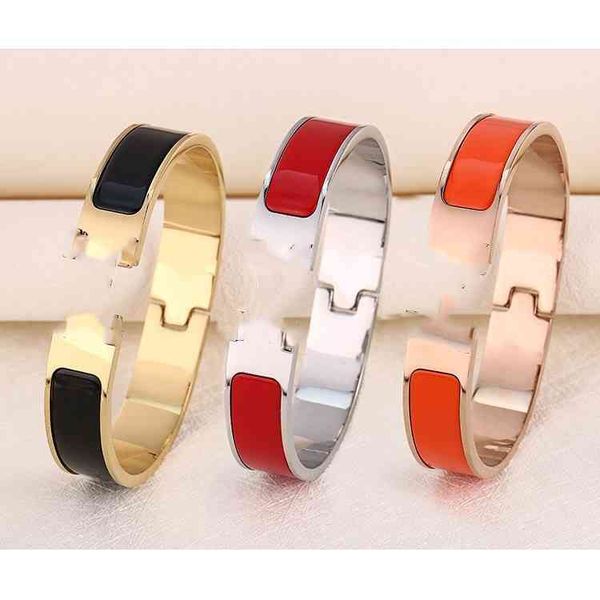 

buy only new buckle classic enamel bracelet plated with 18k rose gold men and women lovers light luxury titanium steel bracelet jewel, Black