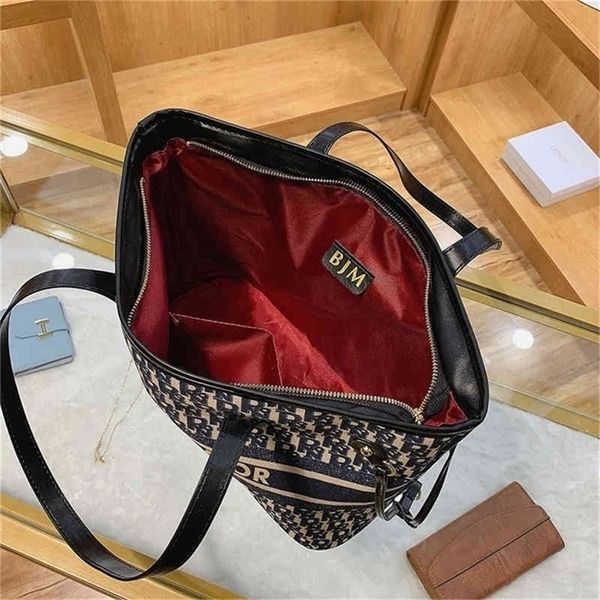 

32% off 20% off 2022 trend fashion design bags korean canvas large net red