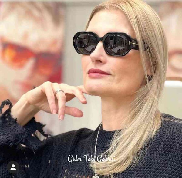 

new trend wholesale small square sunglass same fashion women, White;black
