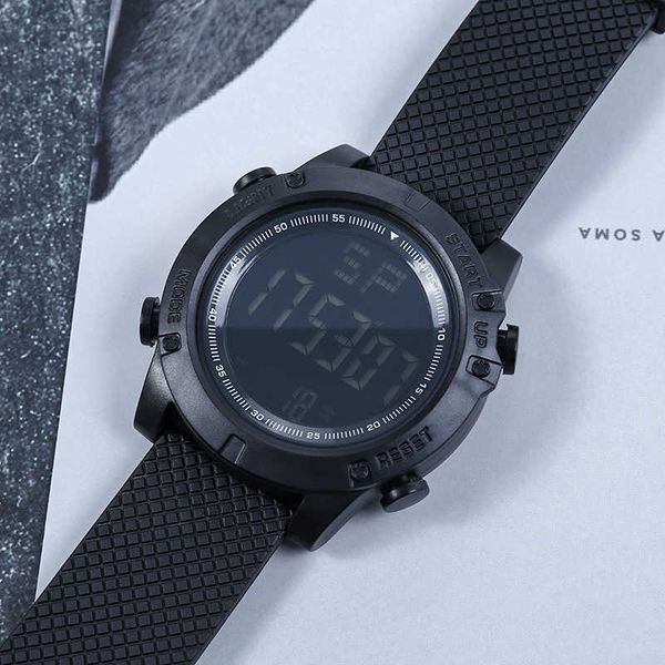 LED Digitale Uhren für Männer Sport Watch Glass Zifferblatt 30m wasserdicht