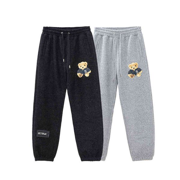 

men's shorts autumn and winter we11 embroidered teddy bear casual pants for men women, White;black