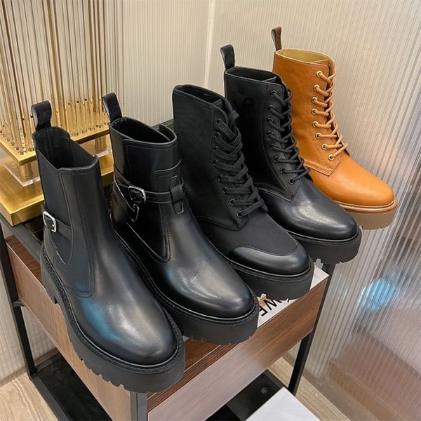 

2022 bulky laced up boot in shiny bull designers women fashion buckle lace-up desert knight boots short martin boots 5.5cm platform boots, Black