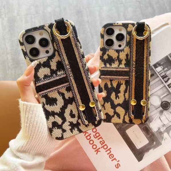 Custodie per telefono con cinturino da polso per iPhone 13 Pro Max 12 Pro 11 XS XR 7 8Plus Shell Fashion Luxury Brand Animal Tpu Cloth Cover posteriore mobile antiurto Ragazze Donna Regalo