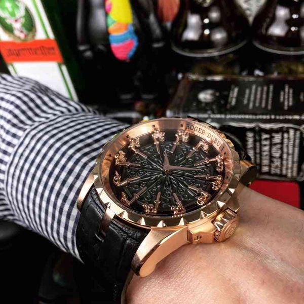 

roge dubui knight round table, watch size 45mm x 15.7mm. sapphire glass adopts precise and stable mechanical movement, Slivery;brown