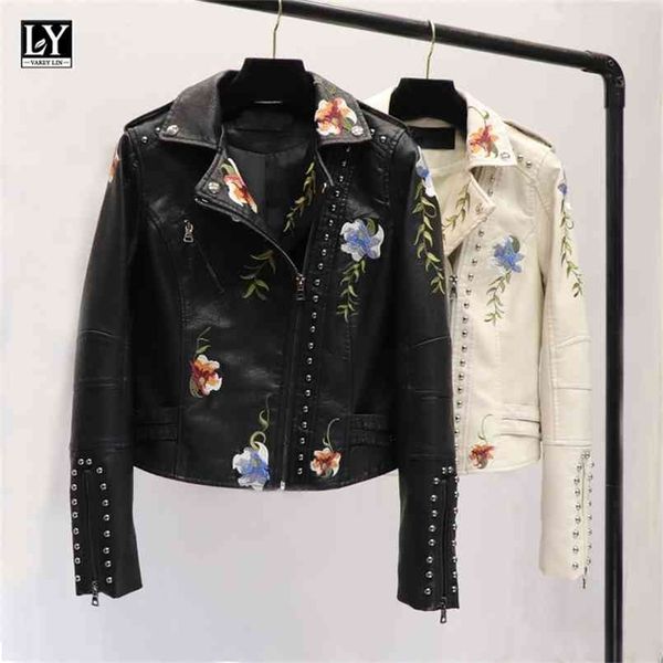 

ly varey lin spring women floral print embroidery faux leather jacket turn-down collar pu motorcycle black punk outerwear 210908
