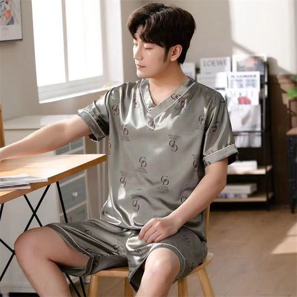 

ice silk pajamas set v neck pullover summer short sleeved thin for men casual large size homewear suit sleepwear 220628, Black;brown