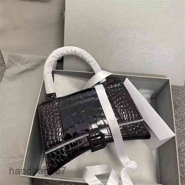 

fashion ladies purse shoulder bag balencigas crossbody bags b paris 2022 bag fashion family high version women's hourglass leather one