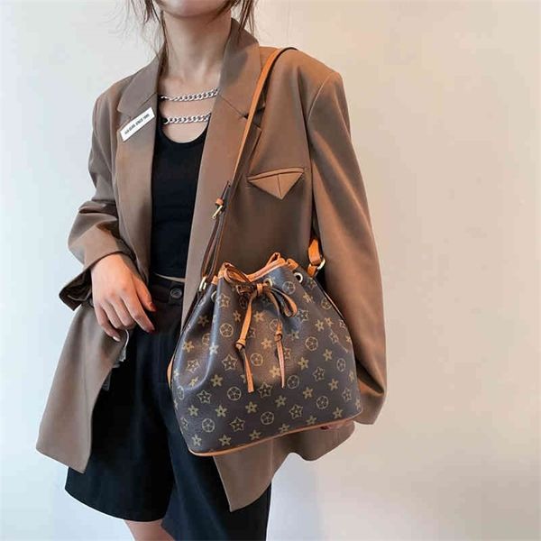 

68% off 60% off bag women's new bucket drawstring foreign style net red single shoulder messenger bag personality fashion trendwha2