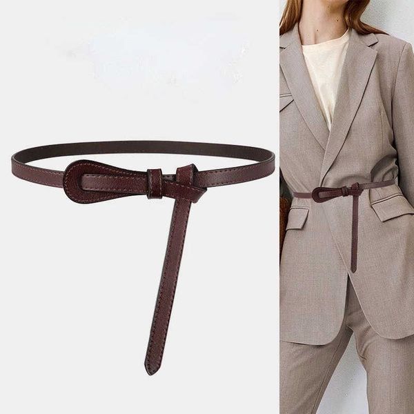 Brand Famous Leather Belt Leather Fashion Fashion Decoração com suéter de saia Windbreaker Nó