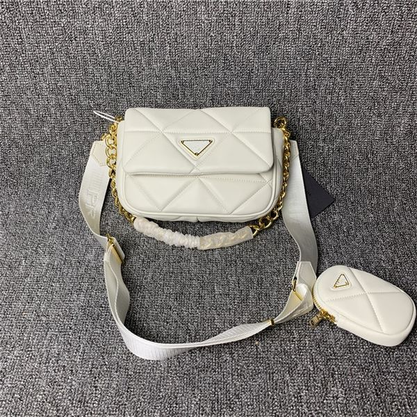 

purse new family three in one messenger bag women's chain portable underarm bag vagrant postman shoulder bag outlet_rwh0