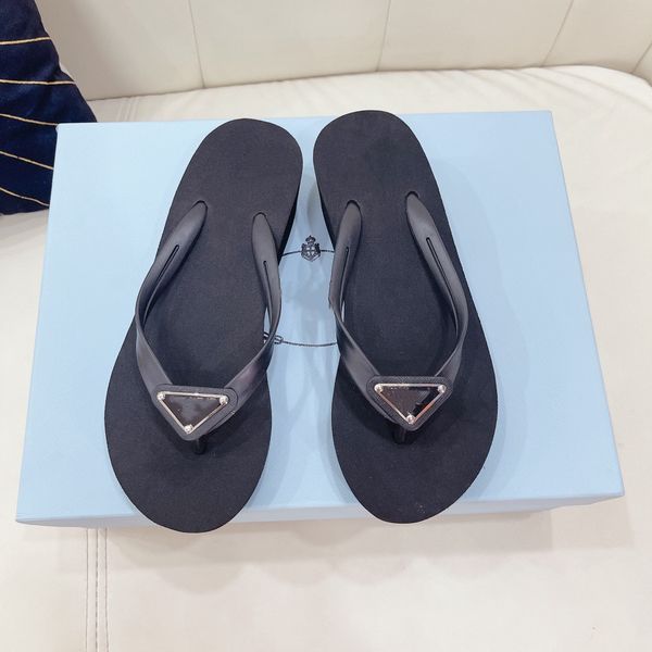 

sandals new flip flops designer leather women sandals summer flat slipper fashion beach woman big head rainbow letters slippers with box lad, Black