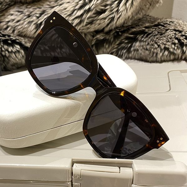 

designer brand sunglasses fashion uv400 gm sunglass women 2022 new jenny fan bingbing same net red li yifeng uv proof glasses for men ku, White;black