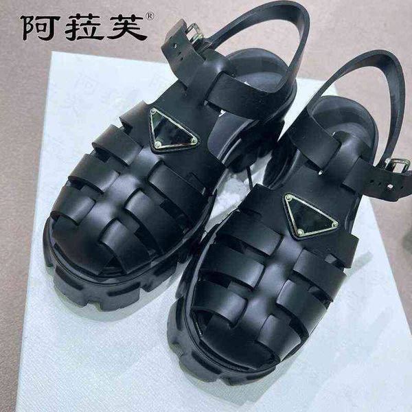 

women platform slippers women rome flats sport sandals 2022 summer new luxury ladies slides designer hollow mujer zapatos femme y220426, Black